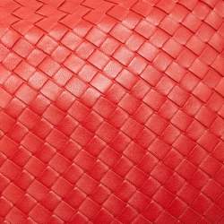 Pre Owned Bottega Veneta Red Intrecciato Leather Nodini Crossbody Bag