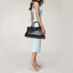 Pre Owned Bottega Veneta Black Intrecciato Leather Medium Roma Tote