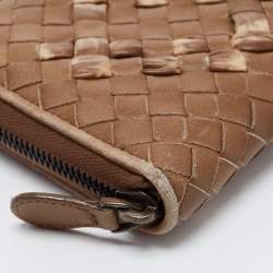 Pre Owned Bottega Veneta Brown Intrecciato Leather Zip Around Wallet