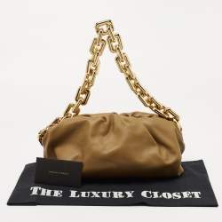 Pre Owned حقيبة كلتش بوتيغا فينيتا جلد سوداء بسلسلة 