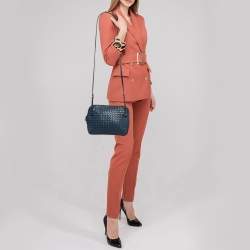 مملوكة مسبقًا Bottega Veneta Blue Intrecciato Leather Nodini Crossbody Bag