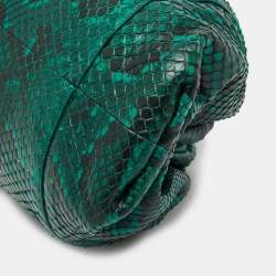 Pre Owned Bottega Veneta Green/Black Python The Pouch Clutch
