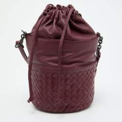 Pre Owned Bottega Veneta Burgundy Intrecciato Leather Bucket Bag