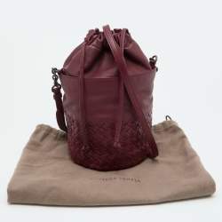 Pre Owned Bottega Veneta Burgundy Intrecciato Leather Bucket Bag