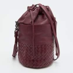 Pre Owned Bottega Veneta Burgundy Intrecciato Leather Bucket Bag