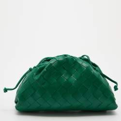 مملوكة مسبقًا Bottega Veneta Green Leather Mini The Pouch Bag
