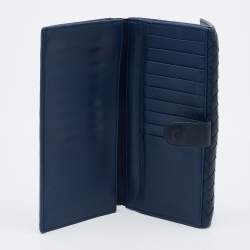 Pre Owned Bottega Veneta Blue Intrecciato Leather Flap Continental Wallet