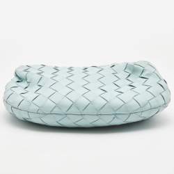 مملوكة مسبقًا Bottega Veneta Light Blue Intrecciato Leather Mini Jodie Hobo