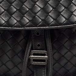 Pre Owned Bottega Veneta Black Intrecciato Leather Zip Around Tassel Belt Bag
