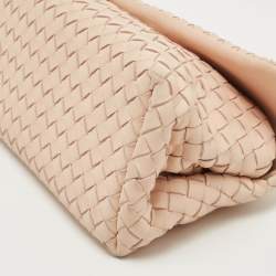 مملوكة مسبقًا ح قيبة كلتش بوتيغا فينيتا  جلد نابا أنترشياتو  بقلاب