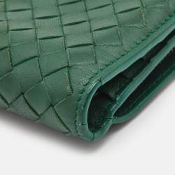 مملوكة مسبقًا Bottega Veneta Green Intrecciato Leather French Compact Wallet
