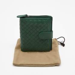 مملوكة مسبقًا Bottega Veneta Green Intrecciato Leather French Compact Wallet