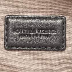 Pre Owned حقيبة صغيرة بوتيغا فينيتا جلد انترشياتو أسود بسحاب علوي 