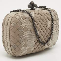 Pre Owned Bottega Veneta Grey Intrecciato Watersnake and Leather Knot Chain Clutch