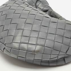 مملوكة مسبقًا Bottega Veneta Dark Grey Intrecciato Leather Mini Jodie Hobo