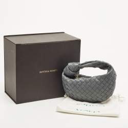 مملوكة مسبقًا Bottega Veneta Dark Grey Intrecciato Leather Mini Jodie Hobo