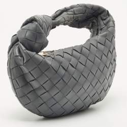مملوكة مسبقًا Bottega Veneta Dark Grey Intrecciato Leather Mini Jodie Hobo