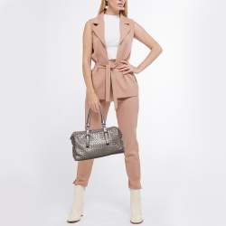 مملوكة مسبقًا Bottega Veneta Grey Intrecciato Leather Boston Zip Bag