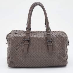 مملوكة مسبقًا Bottega Veneta Grey Intrecciato Leather Boston Zip Bag