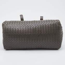 مملوكة مسبقًا Bottega Veneta Grey Intrecciato Leather Boston Zip Bag