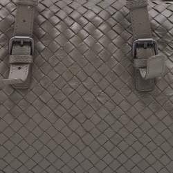 مملوكة مسبقًا Bottega Veneta Grey Intrecciato Leather Boston Zip Bag
