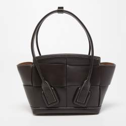 مملوكة مسبقًا Bottega Veneta Dark Brown Intrecciato Leather Arco Tote