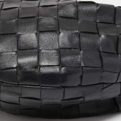 مملوكة مسبقًا Bottega Veneta Black Intrecciato Leather Mini Jodie Hobo