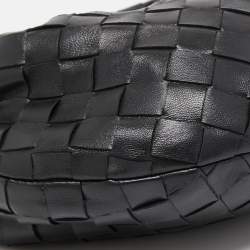 مملوكة مسبقًا Bottega Veneta Black Intrecciato Leather Mini Jodie Hobo