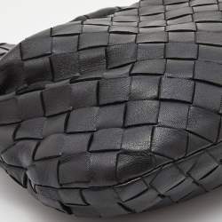 مملوكة مسبقًا Bottega Veneta Black Intrecciato Leather Mini Jodie Hobo