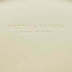 مملوكة مسبقًا Bottega Veneta Silver/Gold Metal Chain Clutch