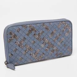 مملوكة مسبقًا Bottega Veneta Light Blue Intrecciato Leather and Watersnake Zip Around Continental Wallet