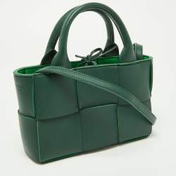 Pre Owned Bottega Veneta Green Leather Candy Arco Tote
