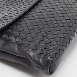 Pre Owned Bottega Veneta Black Intrecciato Leather Flap Snap Pouch