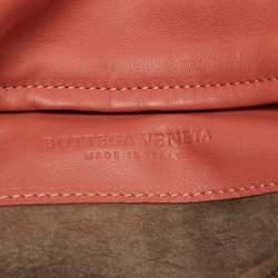مملوكة مسبقًا Bottega Veneta Intrecciato Leather Turnlock Clutch