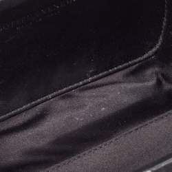 مملوكة مسبقًا Bottega Veneta Black Intrecciato Satin and Leather Knot Clutch