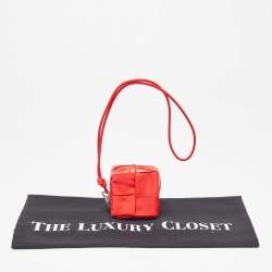 Pre Owned Bottega Veneta Red Leather Zip Coin Purse