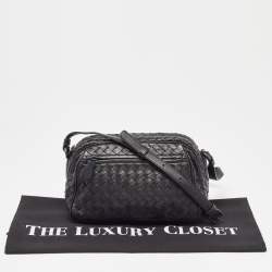 مملوكة مسبقًا Bottega Veneta Black Intrecciato Leather Crossbody Bag