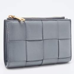 مملوكة مسبقًا Bottega Veneta Grey Intrecciato Leather Bifold Zip Wallet