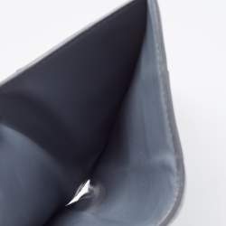 مملوكة مسبقًا Bottega Veneta Grey Intrecciato Leather Bifold Zip Wallet