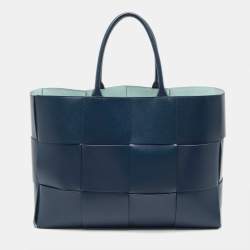 مملوكة مسبقًا Bottega Veneta Deep Blue Intrecciato Leather Large Arco Tote