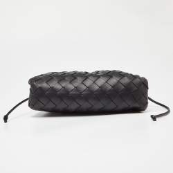 مملوكة مسبقًا Bottega Veneta Black Intrecciato Leather Mini The Pouch Bag