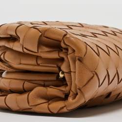 مملوكة مسبقًا Bottega Veneta Brown Intrecciato Leather Mini The Pouch Bag