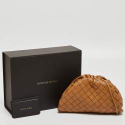 مملوكة مسبقًا Bottega Veneta Brown Intrecciato Leather Mini The Pouch Bag