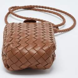 Pre Owned Bottega Veneta Brown Intrecciato Leather Phone Bag