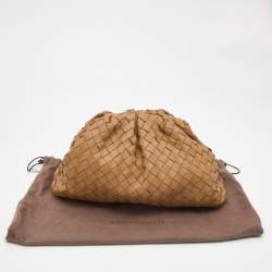 مملوكة مسبقًا Bottega Veneta Brown Intrecciato Leather The Pouch Clutch