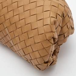 مملوكة مسبقًا Bottega Veneta Brown Intrecciato Leather The Pouch Clutch