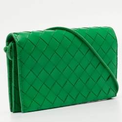 Pre Owned Bottega Veneta Green Intrecciato Leather Flap Wallet On Strap