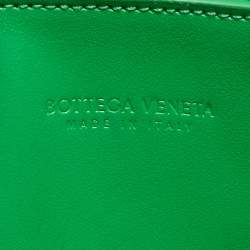 Pre Owned Bottega Veneta Green Intrecciato Leather Flap Wallet On Strap