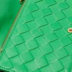 Pre Owned Bottega Veneta Green Intrecciato Leather Flap Wallet On Strap