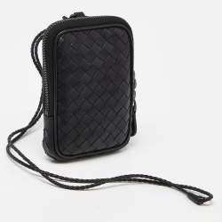 Pre Owned Bottega Veneta Black Intrecciato Leather Zip Strap Pouch